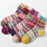 Women 5 Pairs Retro Ethnic Style Knitting Wool Socks