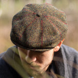 Eight Piece Cap Tweed-Green/Red